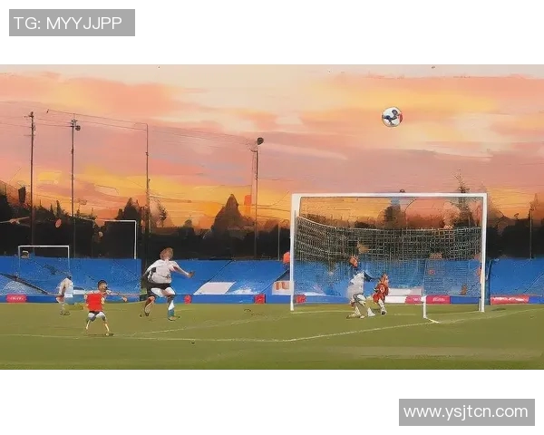 足球明星卡漫画高清版展现球场风采与激情瞬间的精彩合集